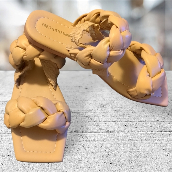 Pretty little thing sandals size 5 - Picture 12 of 14